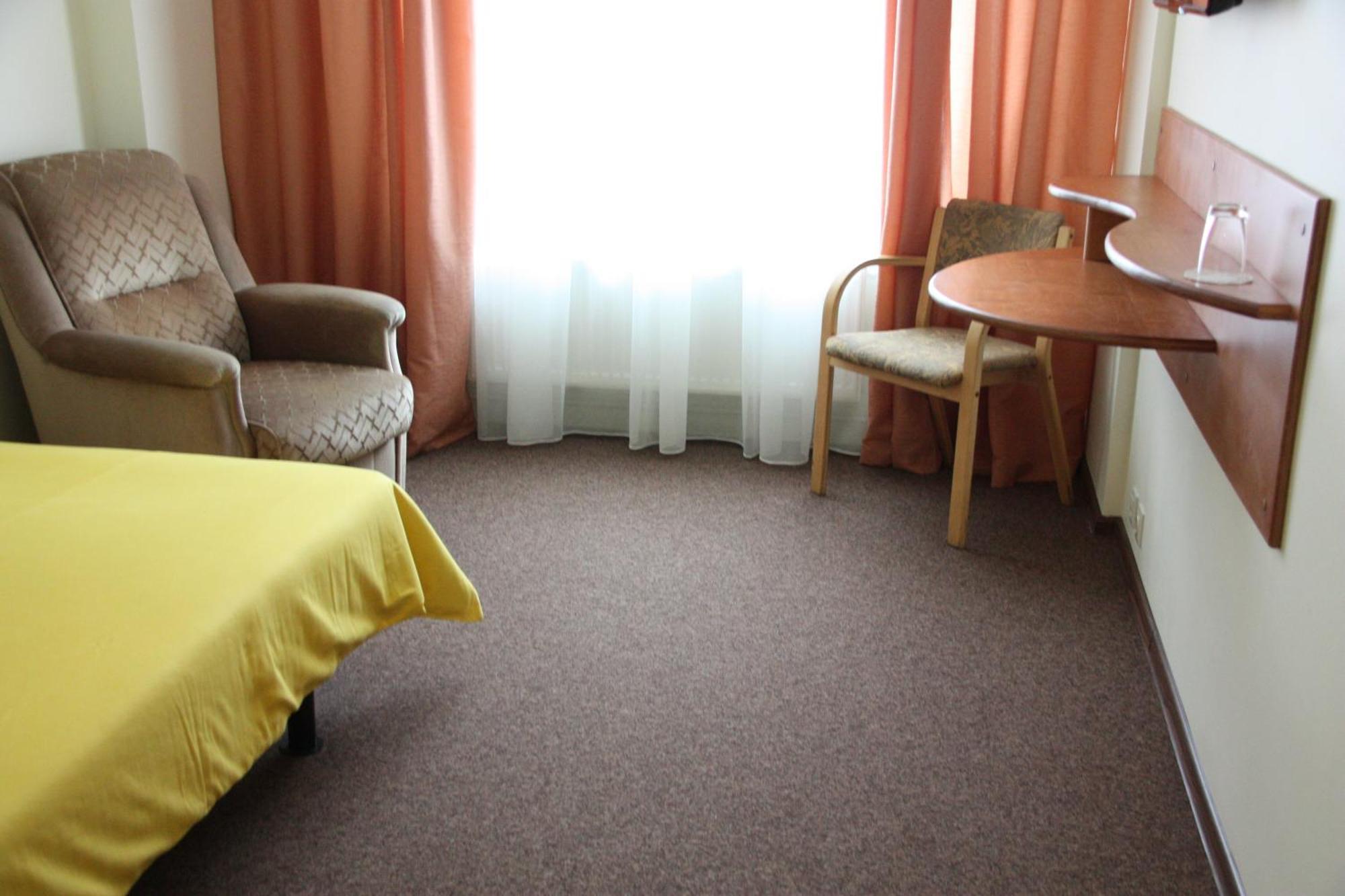 Hotel Madona Phòng bức ảnh