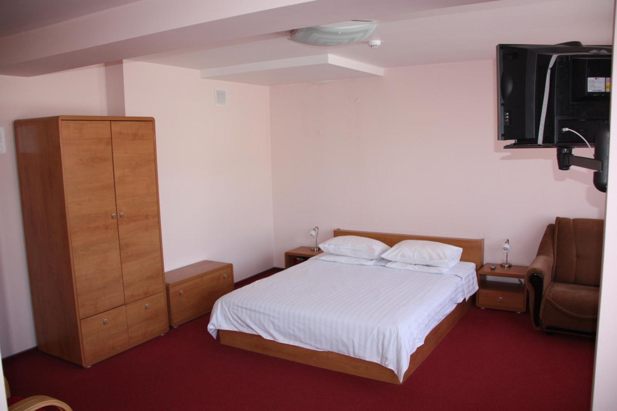 Hotel Madona Phòng bức ảnh