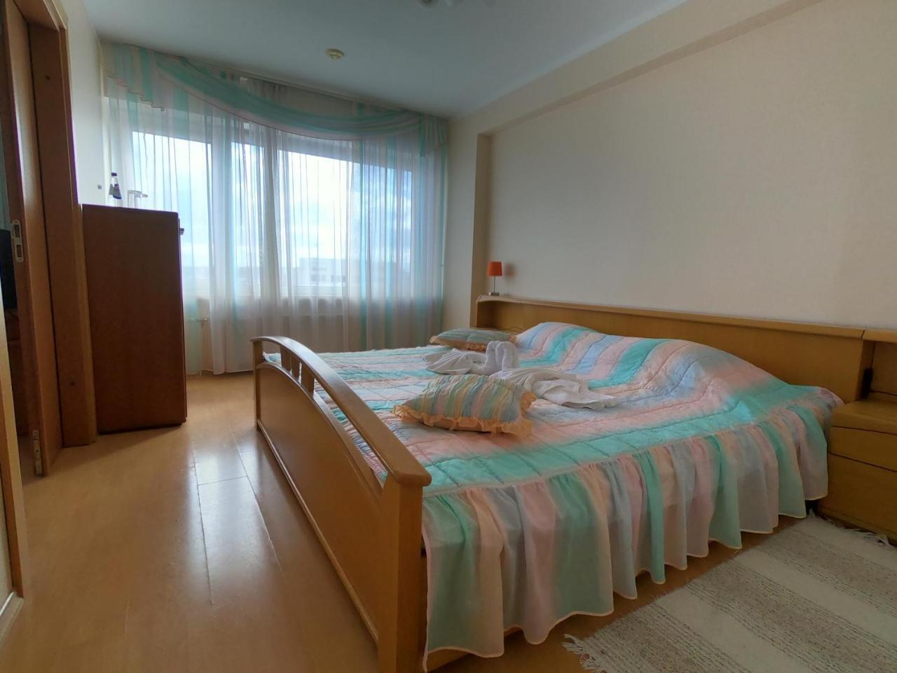 Hotel Madona Ngoại thất bức ảnh